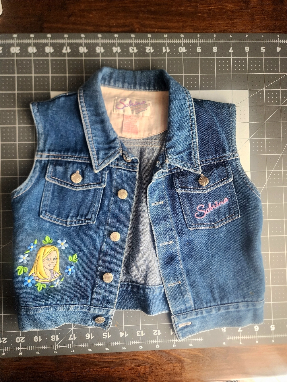 Vintage Sabrina The Teenage Witch Y2k Kids Denim Embroidered Jean Vest 90s